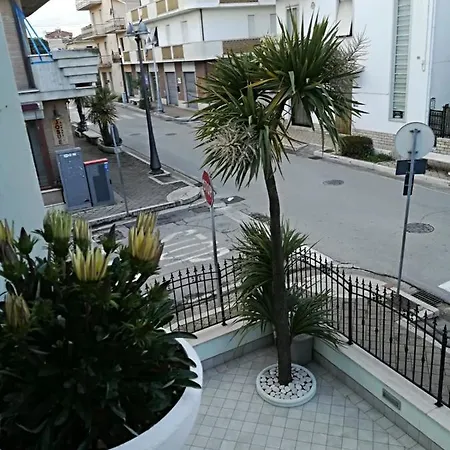 Apartment Casa Vacanze2 80 Mt Dal Mare